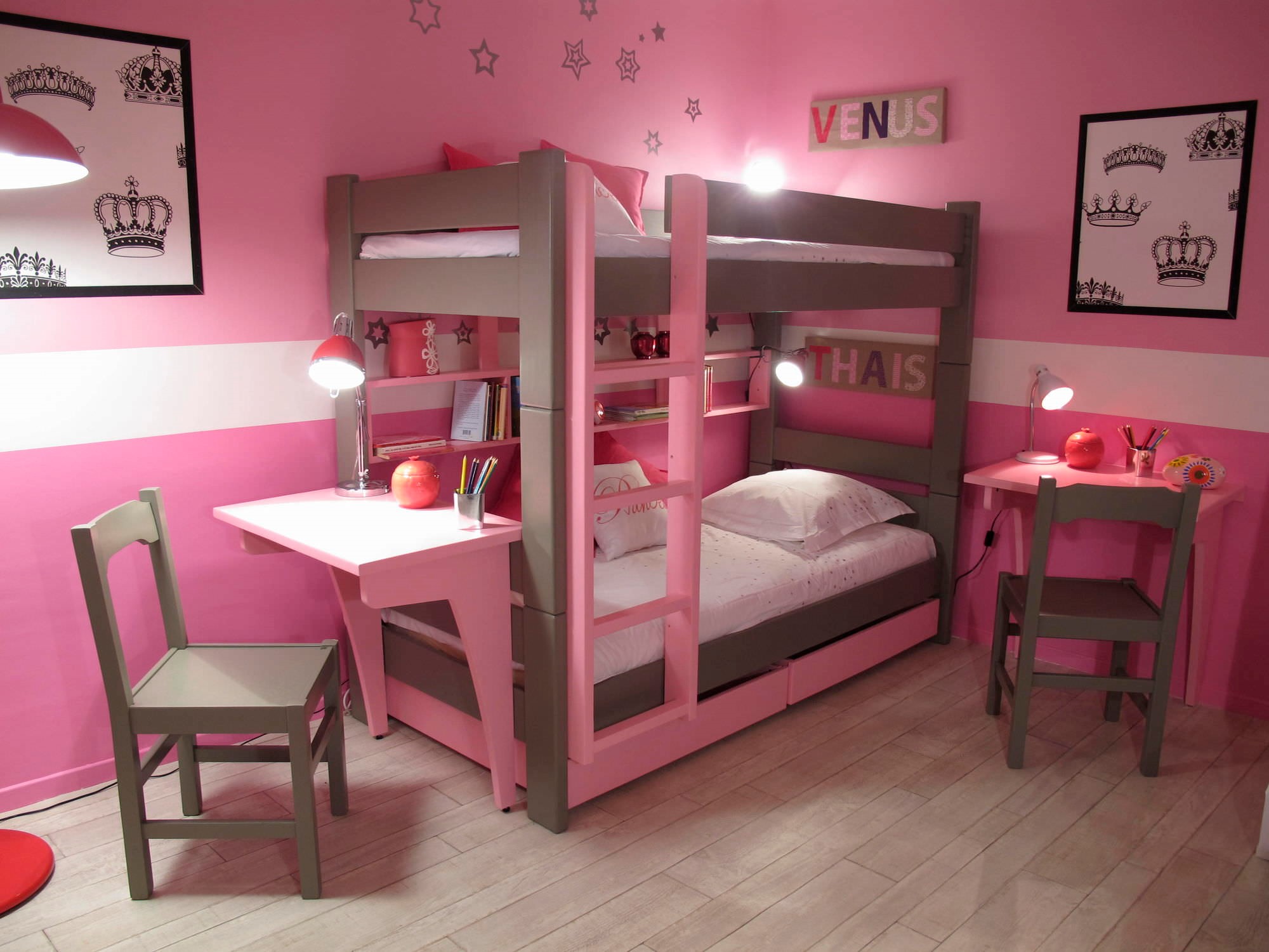 Кровать для двух девочек